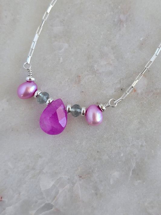 back to the fuchsia necklace