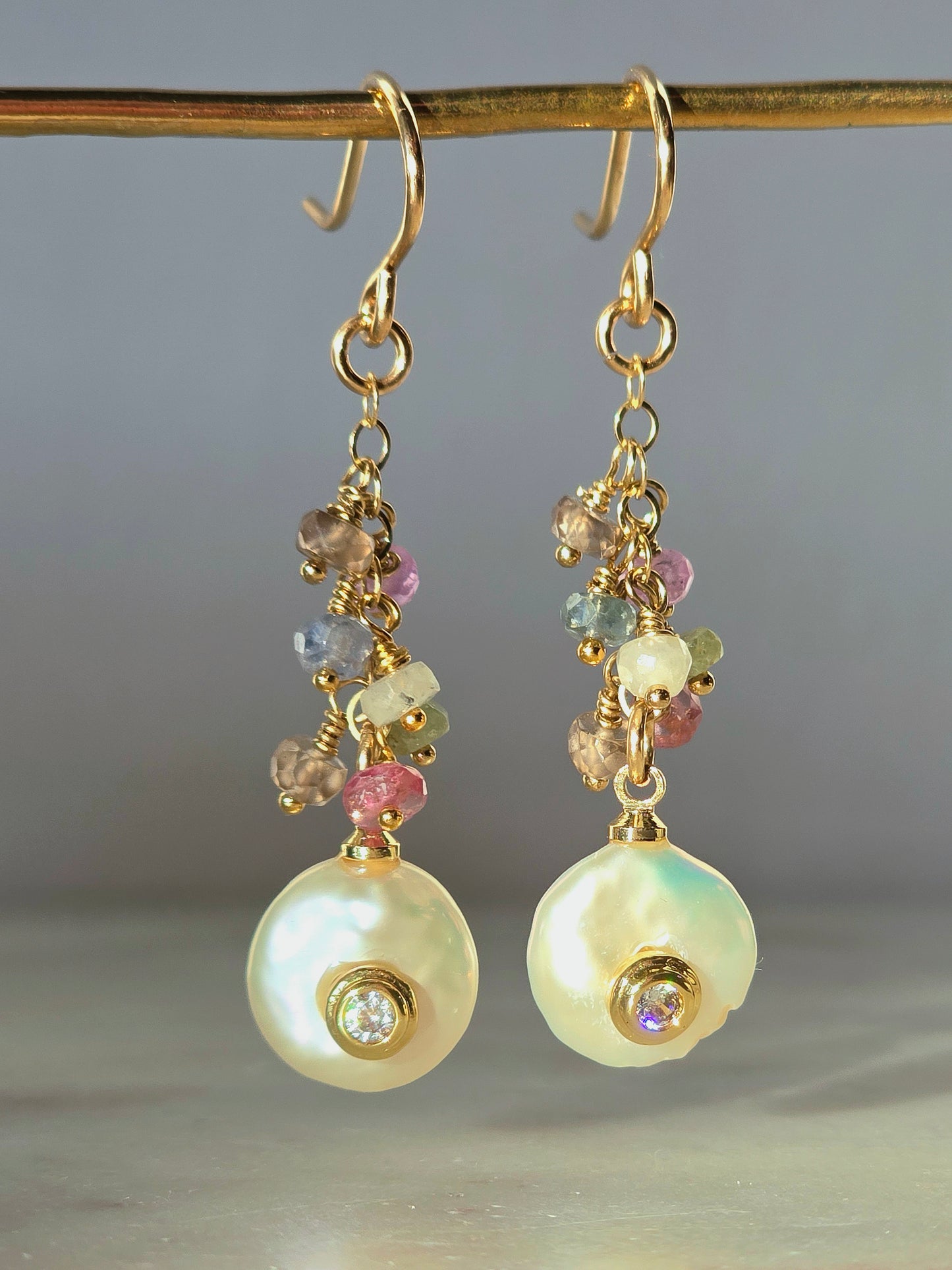 sapphire pearls earrings