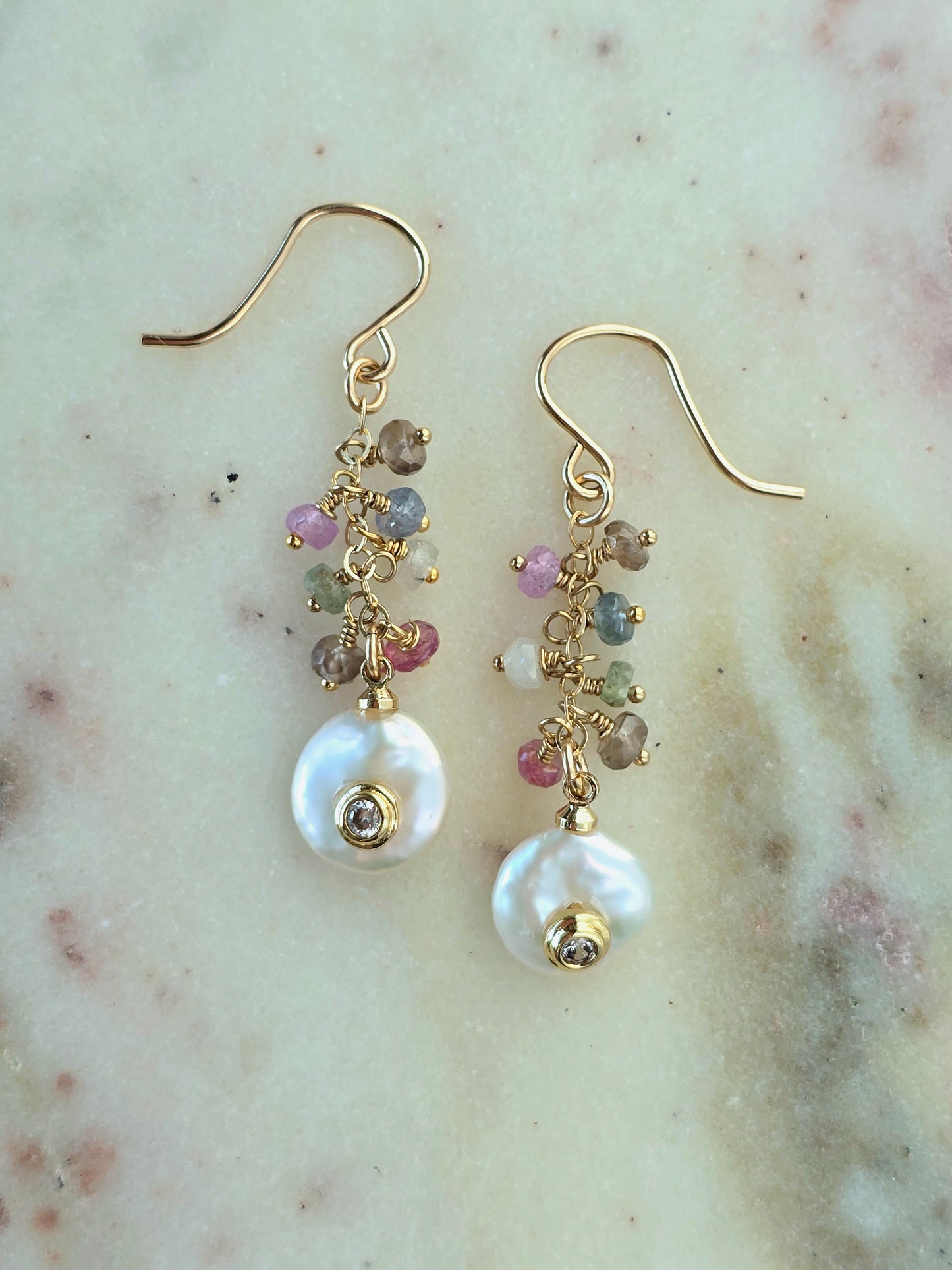 sapphire pearls earrings